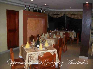 Established hotel, bar & restaurant for sale in Manta.