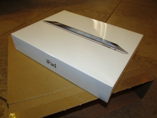 Apple iPad 3rd Generation 64GB, Wi-Fi, 9.7in 4G - White (Latest Model)