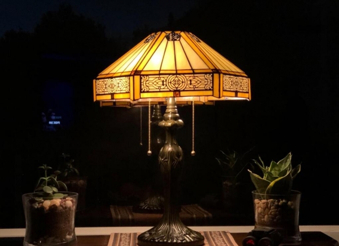 tiffany, a lamp with a story