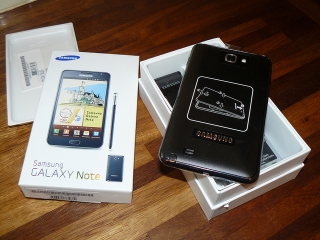 Samsung Galaxy Note N7000 Quadband 3g Gps Unlocked Phone (sim Free) 