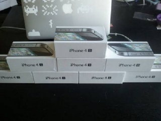 Apple iPhone 4S 64GB and Apple iPad 2 with Wi-Fi + 3G â€“ 64GB