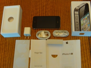 Selling  Apple Iphone 4s 64gb And Samsung Galaxy S3 64gb