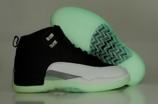 Jordan 12 Men 43  