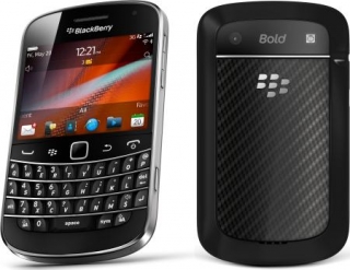 Selling Blackberry 9900 phone in www.best4phone.com