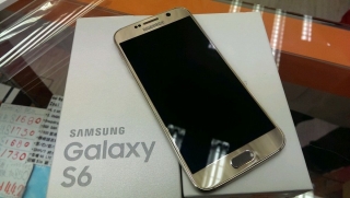 Samsung Galaxy S6 Unlocked Smartphone