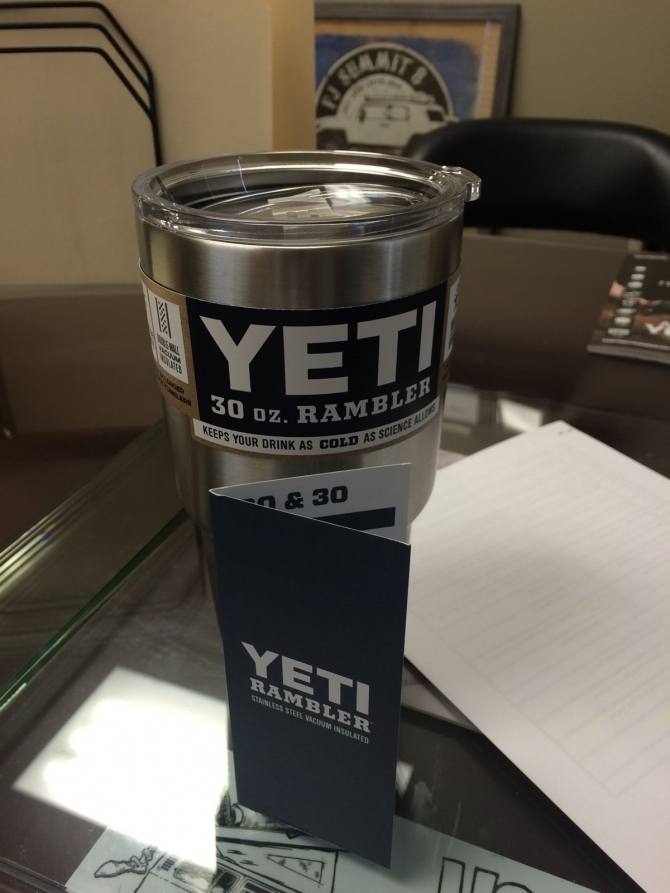 Yeti Rambler Tumbler 30oz Stainless Steel Hot Cold Liquid Silver Cup Mugs