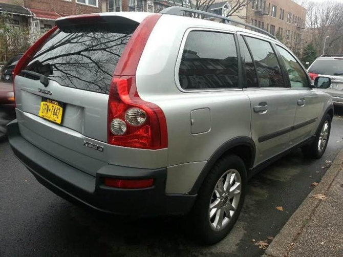 2004 Volvo Xc 90-82670 Mi. 