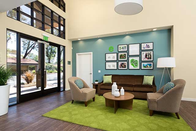 Welcome to eaves Mission Viejo, located in County.