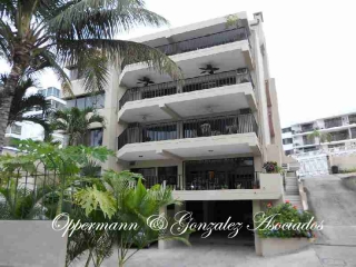 Spacious furnished apartment for sale in Manta.