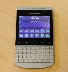 Selling Apple Iphone 4s 64gb32gb16gb,apple Ipad 2 2011 With Wi Fi 3g 64gbblackberry Bold Torch 9900,blackberry Porsche 9981