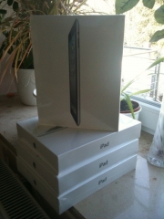 Brand New Apple Ipad 2, Apple Iphone 32gb And Four Digital Blackberry Sales