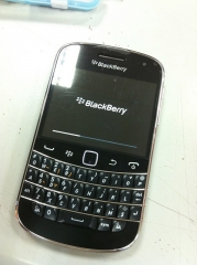 Blackberry Bold 9900 & Blackberry Porsche Style P9981 with Arabic Keypad