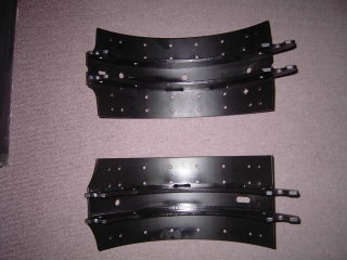 Bpw Brake Shoes And Shoes Brakes Manufacturer Or Shoes Brake 4720qp (4719,4705,4524,1443e,4516,4514,4551p,4551e,4311,4709,1308q,1308e,4070,4515q)