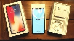 Apple iPhone X 64Gb space grey Unlocked phone 