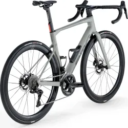 2026 BMC Roadmachine 01 TWO GUN2BIKESHOP