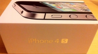 Brand New Apple iPhone 4S Unlocked $400
