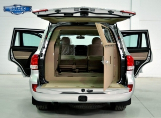 Cen B6 Toyota Land-cruisers 